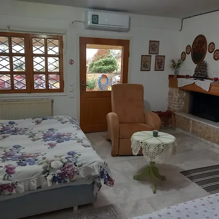 κοντά στην κλινική αγ λουκα Apartment